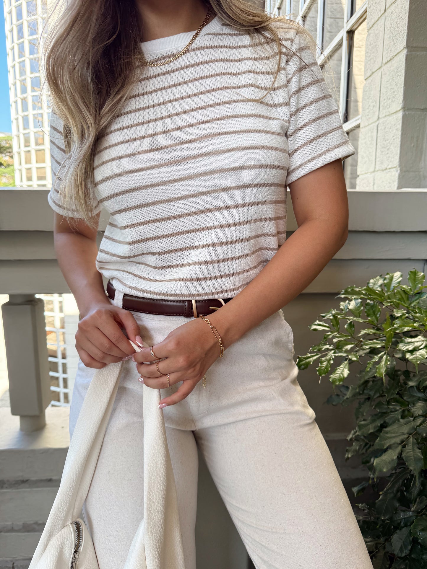 T-SHIRT BÁSICA RAYAS - BEIGE