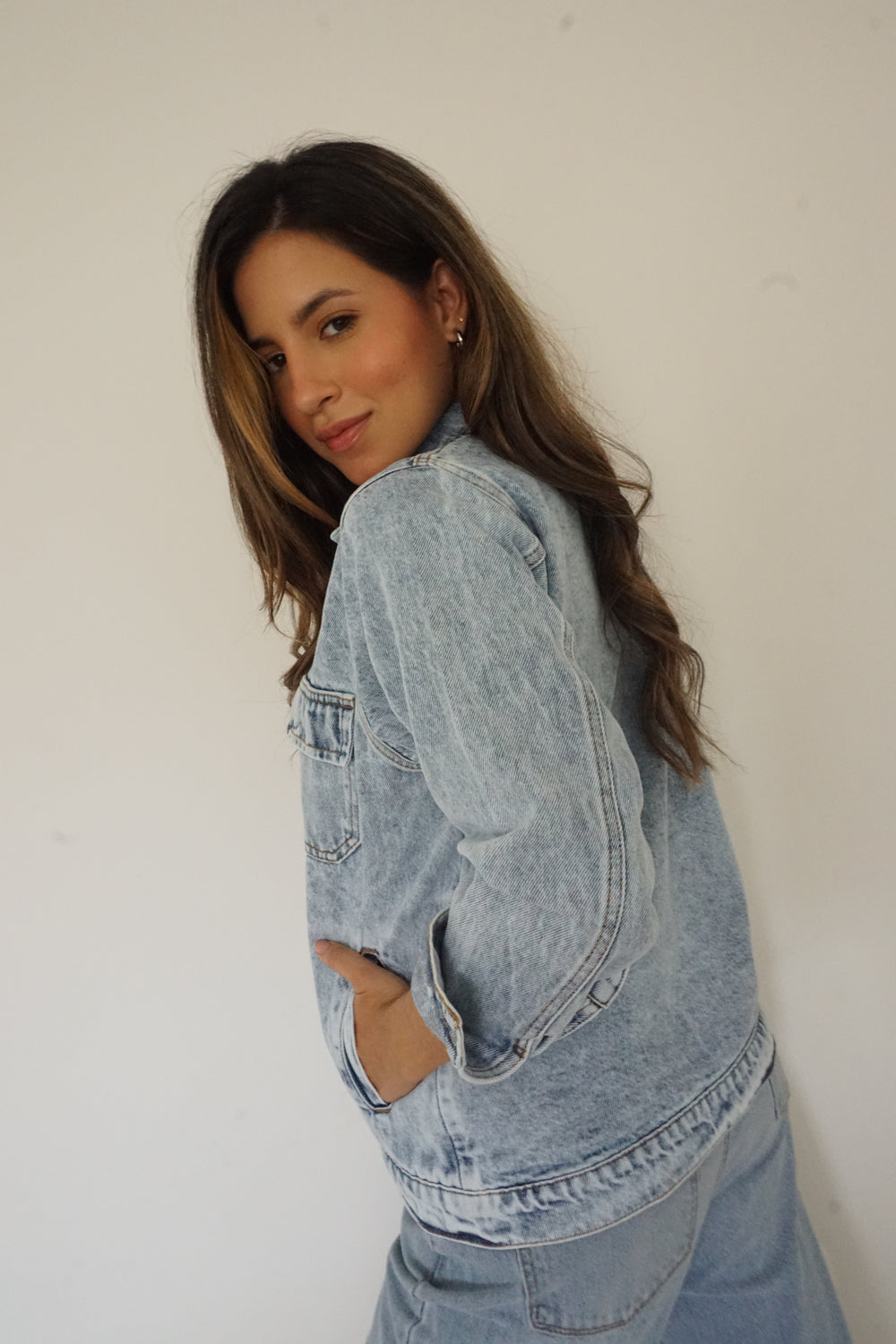 CHAQUETA OVERSIZED DENIM