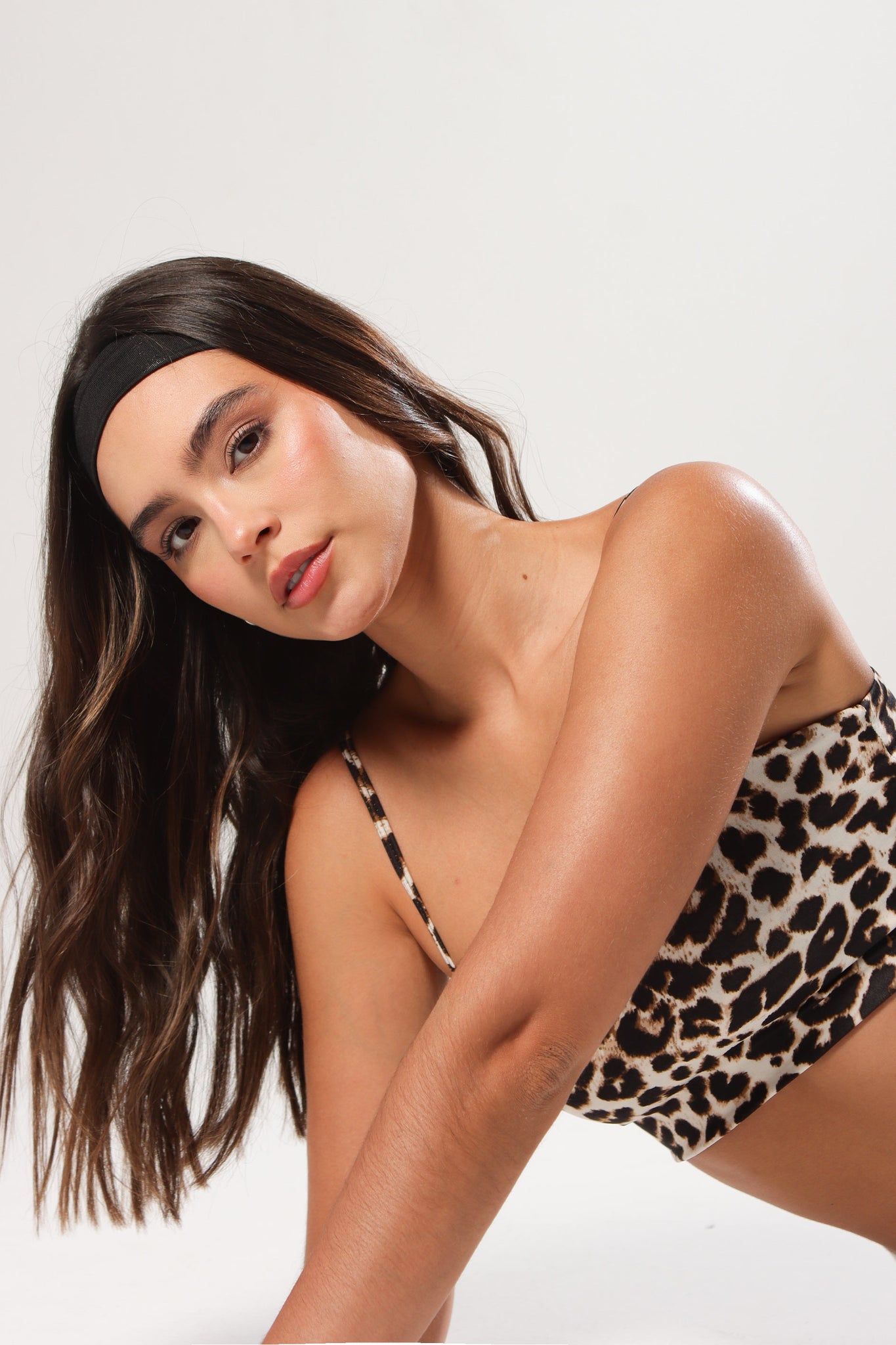 CROP TOP BÁSICO ANIMAL PRINT - BEIGE